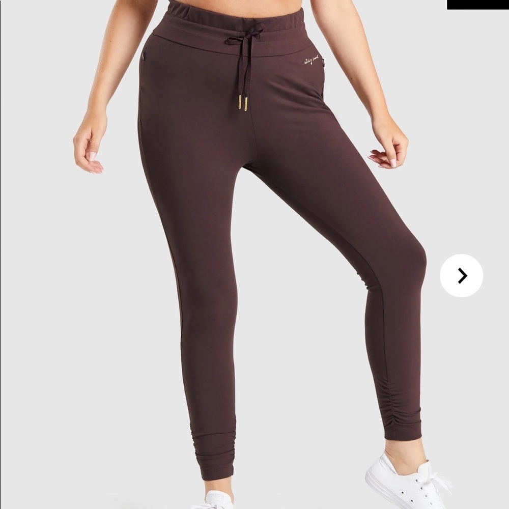 Whitney Simmons joggers - cherry chocolate, small